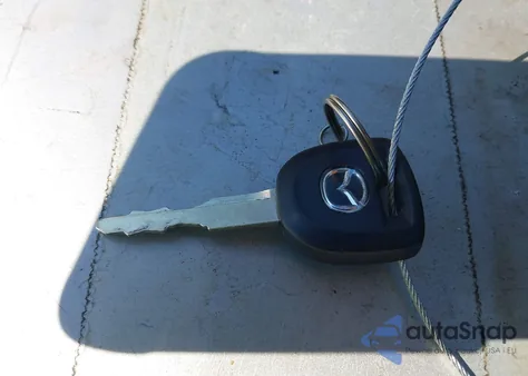 2010 Mazda Mazda3 I Sport z USA, uszkodzony, nr VIN JM1BL1SF1A1198901